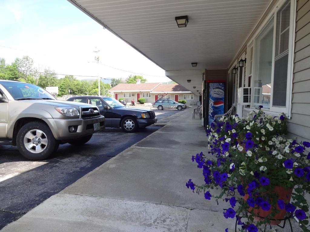 Gorham Motor Inn מראה חיצוני תמונה